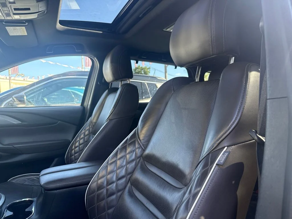 Used 2021 Black Mazda Signature image 7