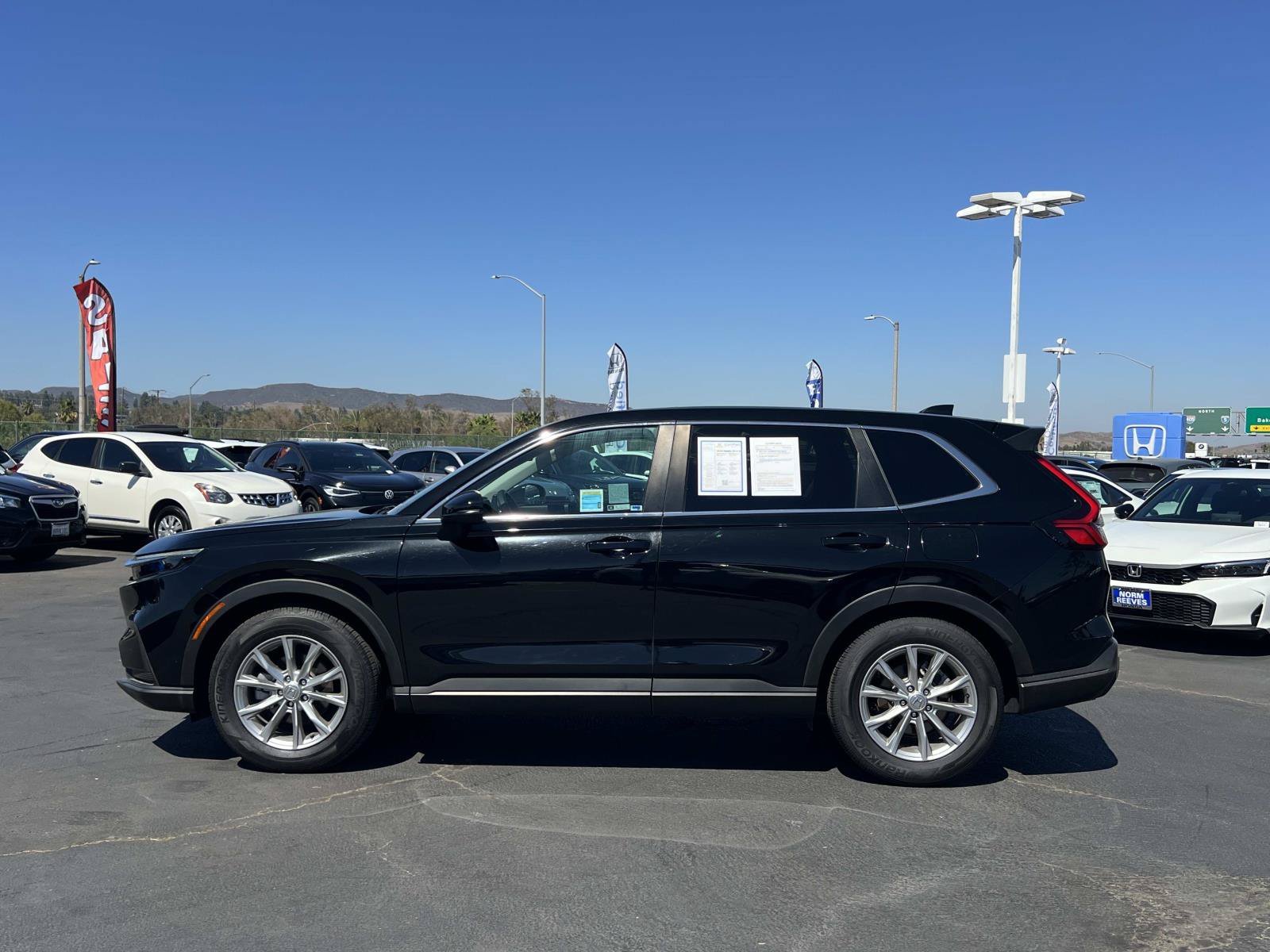 Certified Used 2024 Crystal Black Pearl Honda EX image 31