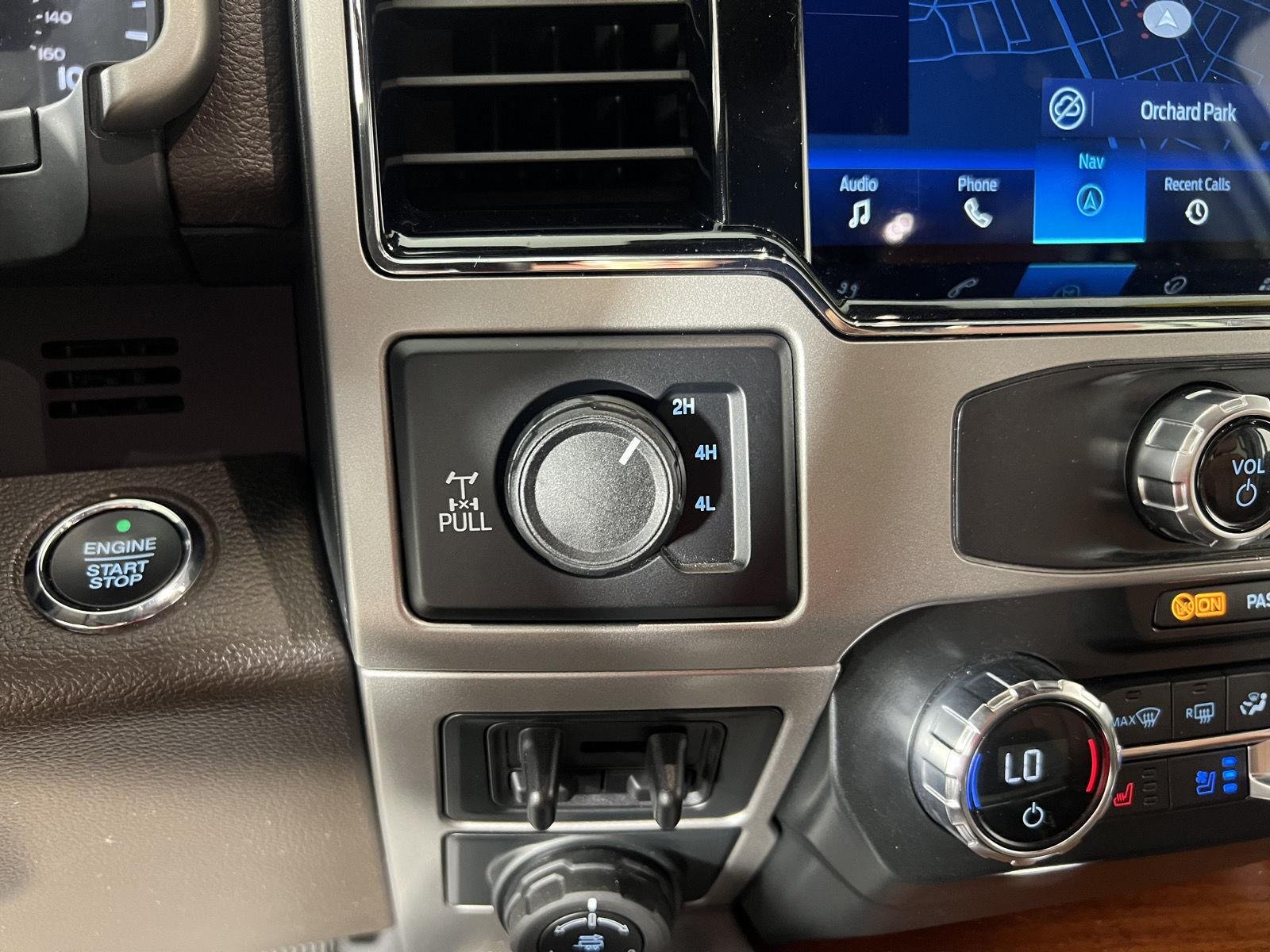 Used 2022 Star White Metallic Tri-Coat/Stone Gray Ford King Ranch image 25