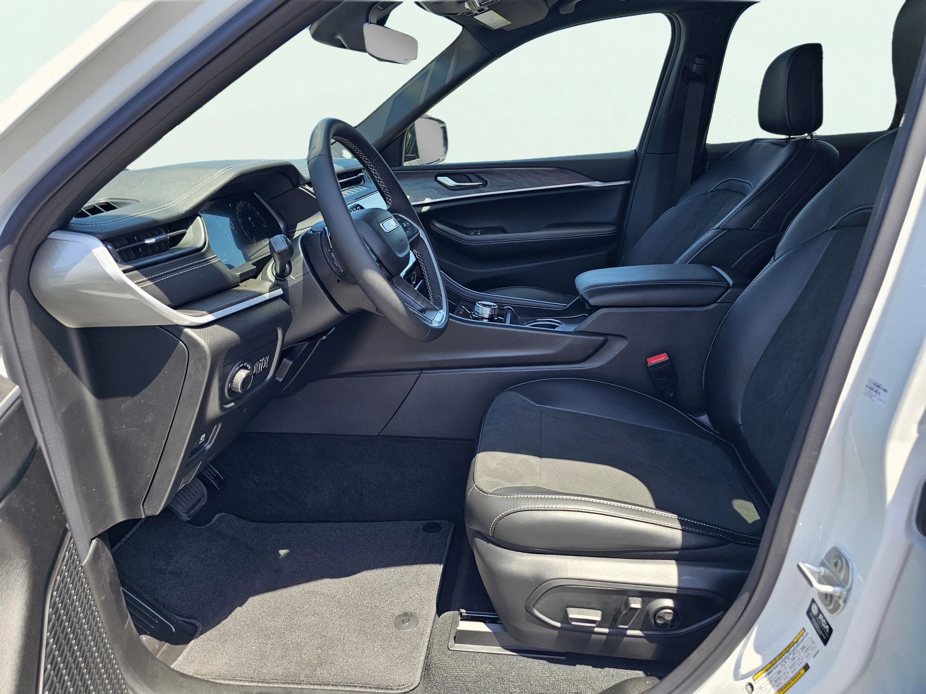 New 2026 Bright White Clearcoat Jeep Laredo Altitude image 16