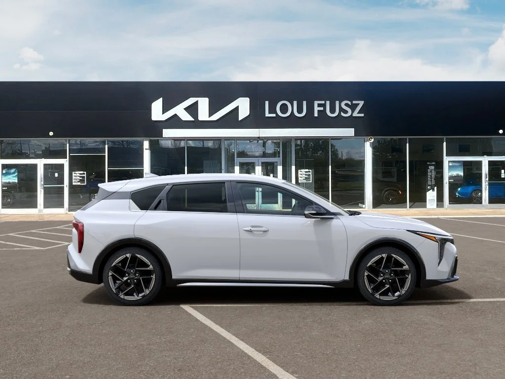 New 2026 Snow White Pearl Kia GT-Line image 7