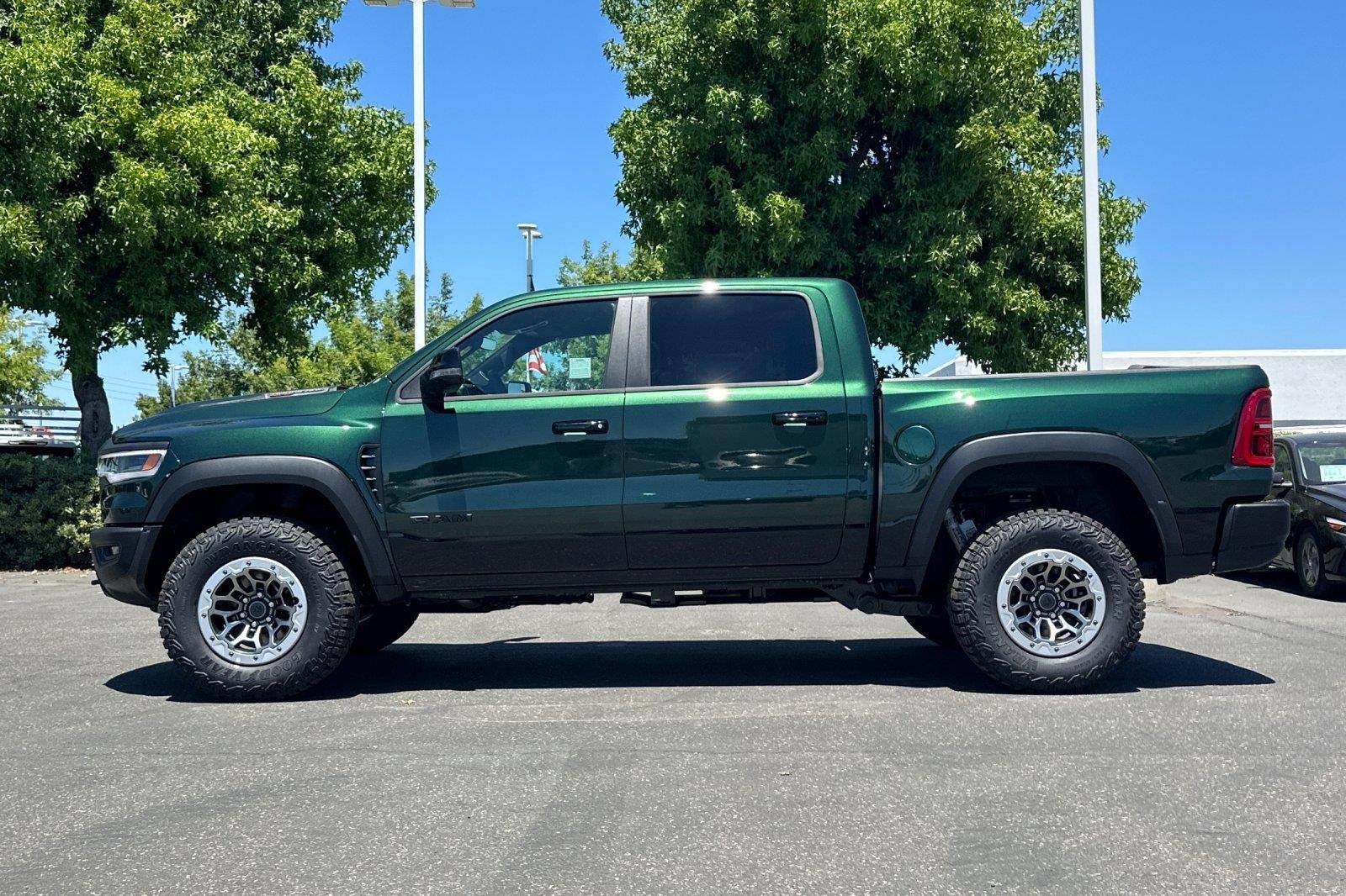 New 2026 Serrano Green Metallic Ram RHO image 7