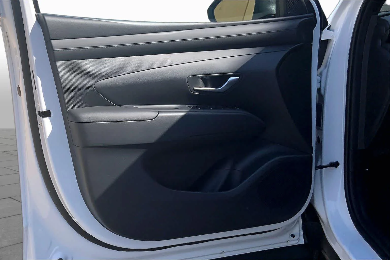New 2027 Atlas White Hyundai SE image 10