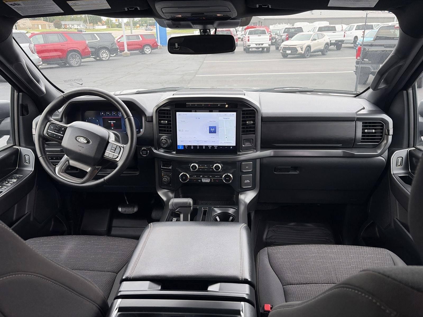 Used 2024 Agate Black Metallic Ford XLT image 17