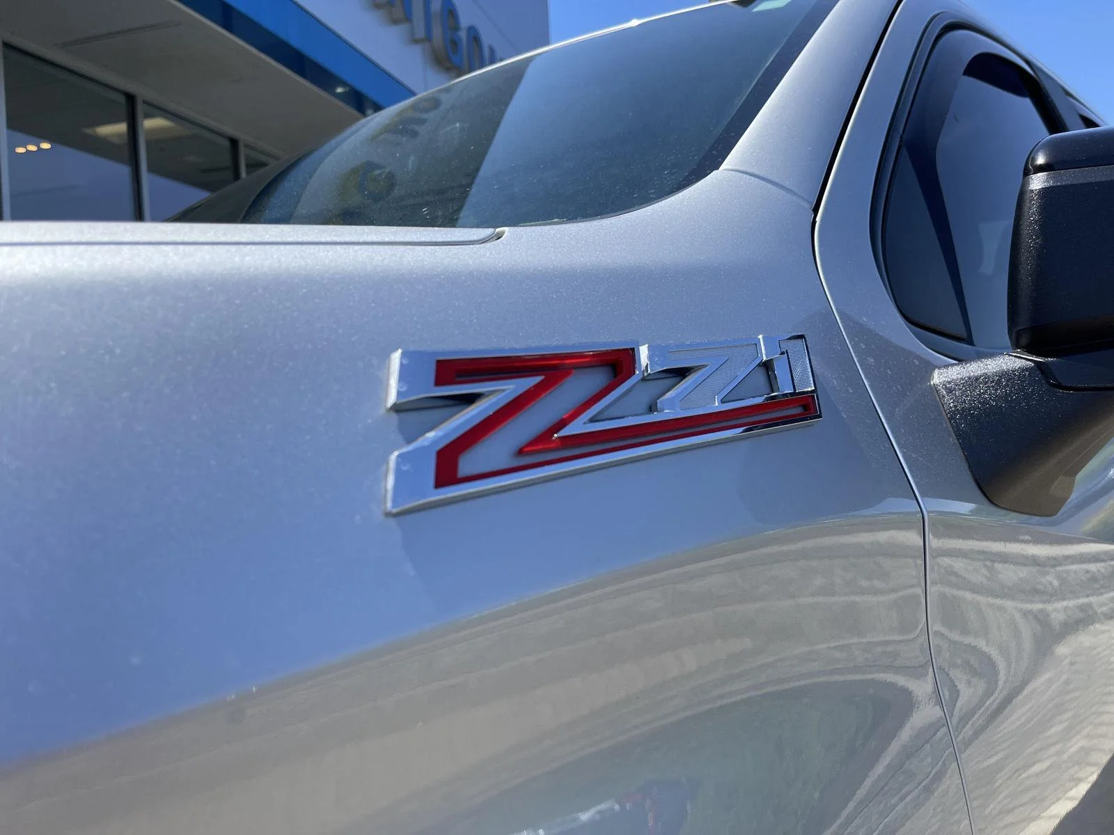Used 2021 SILVER ICE METALLIC Chevrolet LT Trail Boss image 11