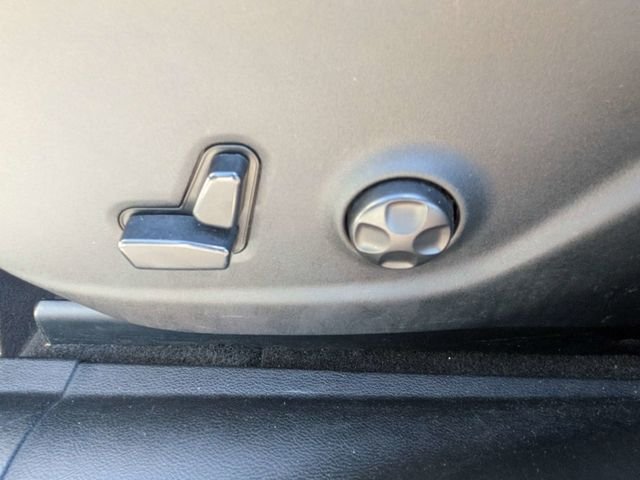 Used 2020 White Jeep Limited image 17