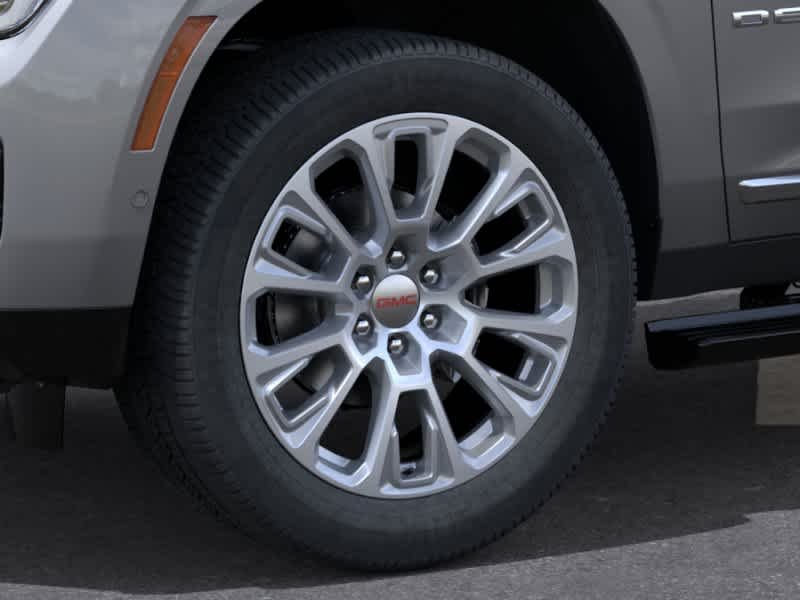 2026 GMC Yukon XL Denali - Photo 9