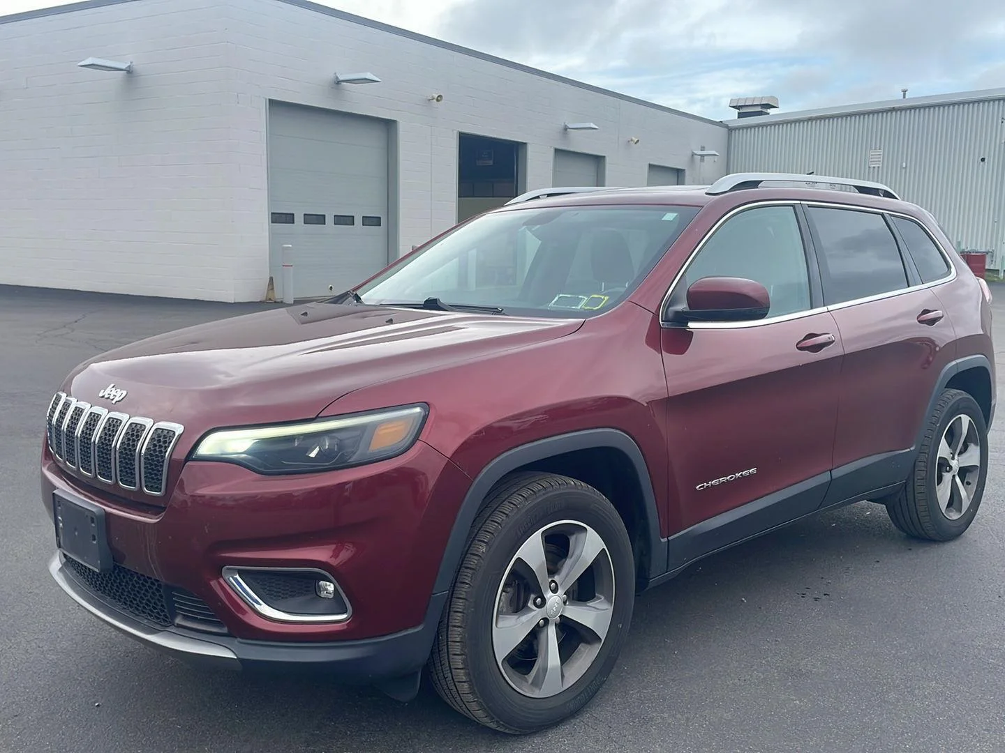 Used 2019 Velvet Red Pearlcoat Jeep Limited image 6