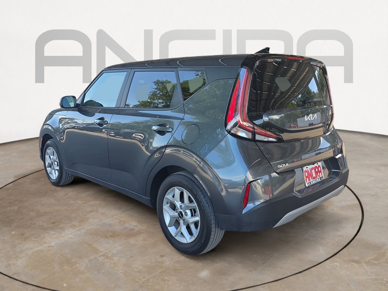 Certified Used 2025 Gravity Gray Kia LX image 6