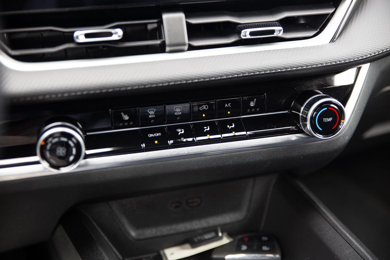 2025 Chevrolet Equinox LT - Photo 15