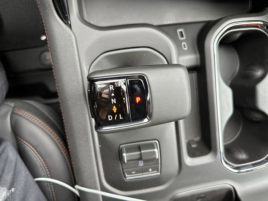 2026 GMC Sierra 1500 AT4 - Photo 23