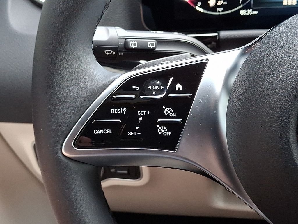 Certified Used 2026 White Mercedes-Benz GLA 250 image 20