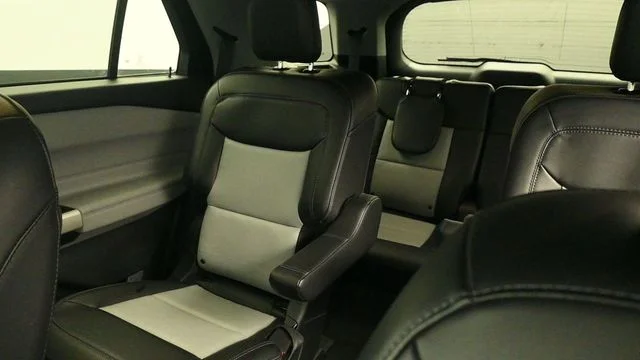 Used 2023 Black Ford XLT image 22
