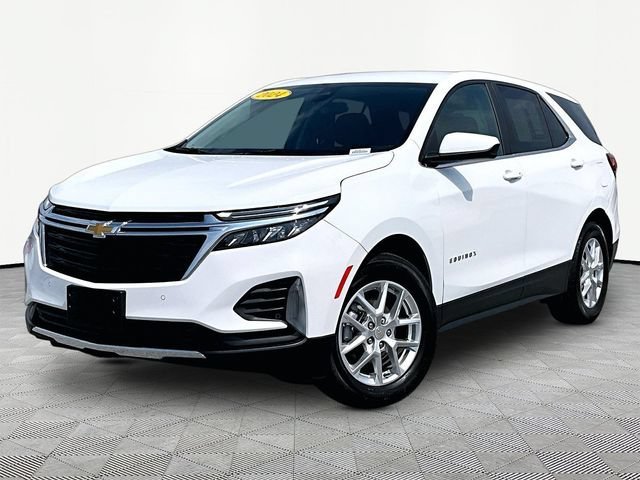 Used 2024 Summit White Chevrolet LT image 3