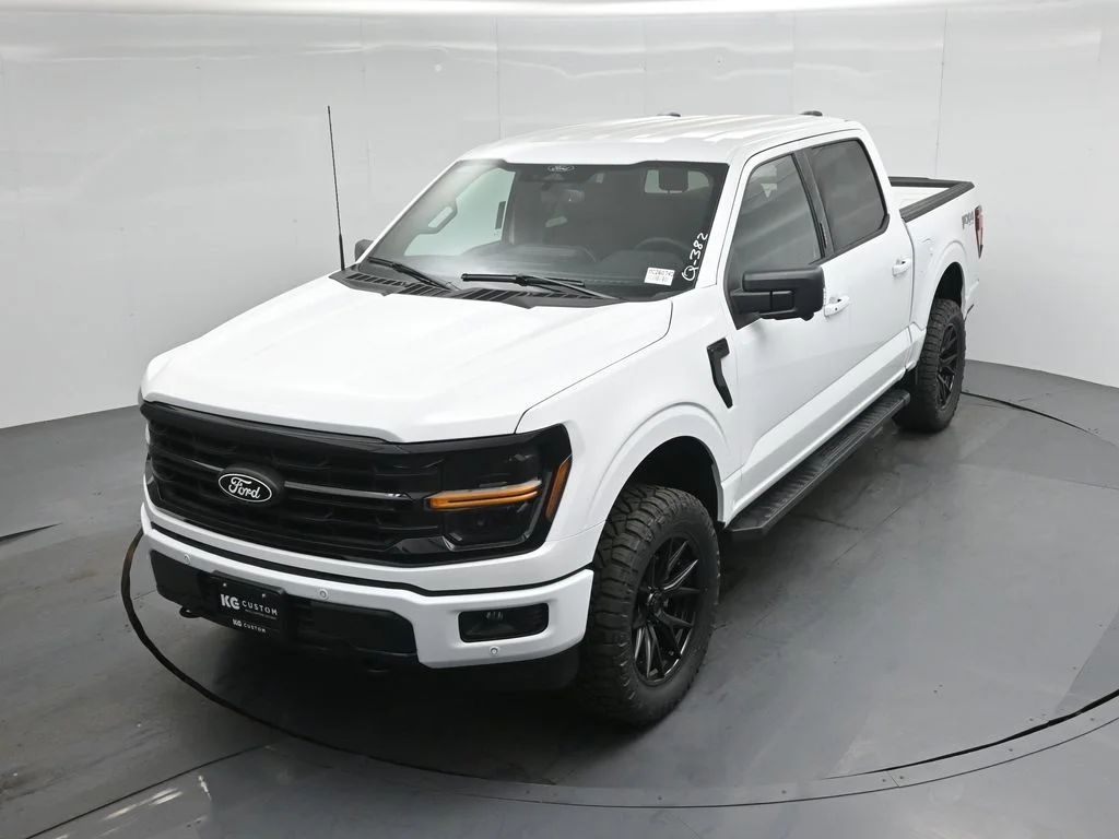 New 2026 White Ford XLT image 34