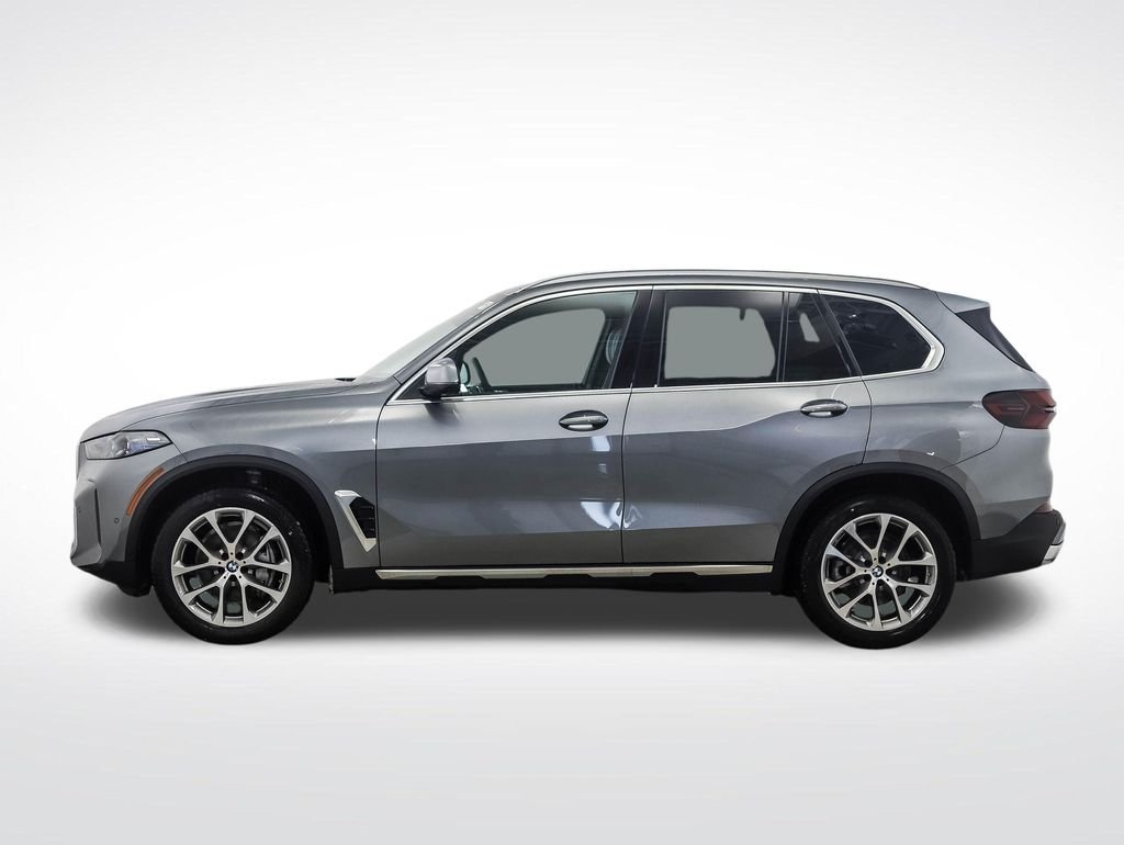 Used 2026 BMW X5 40i with VIN 5UX23EU05T9297076 for sale in Minneapolis, Minnesota