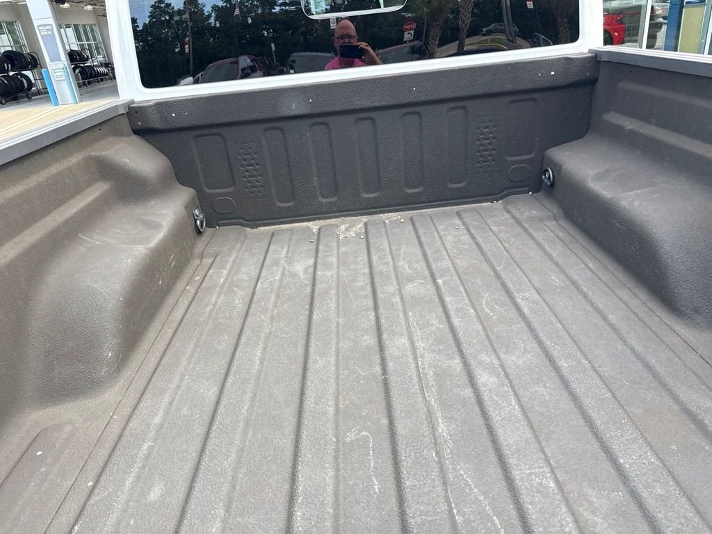 Used 2023 White Jeep Mojave image 8