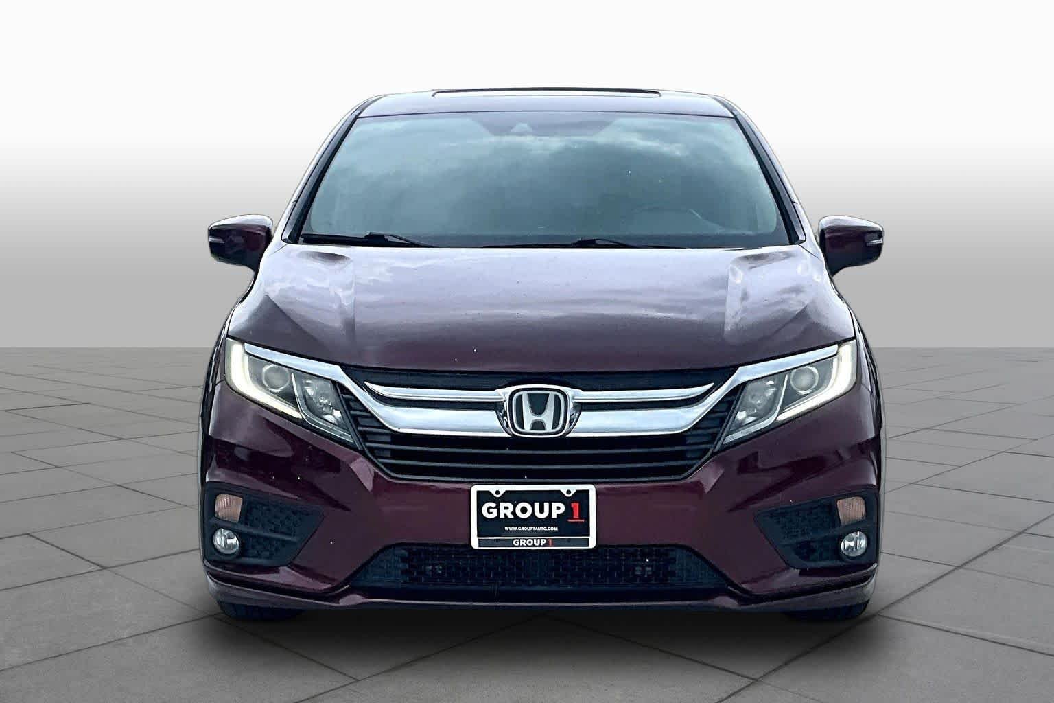 Used 2018 Deep Scarlet Pearl Honda EX-L image 4