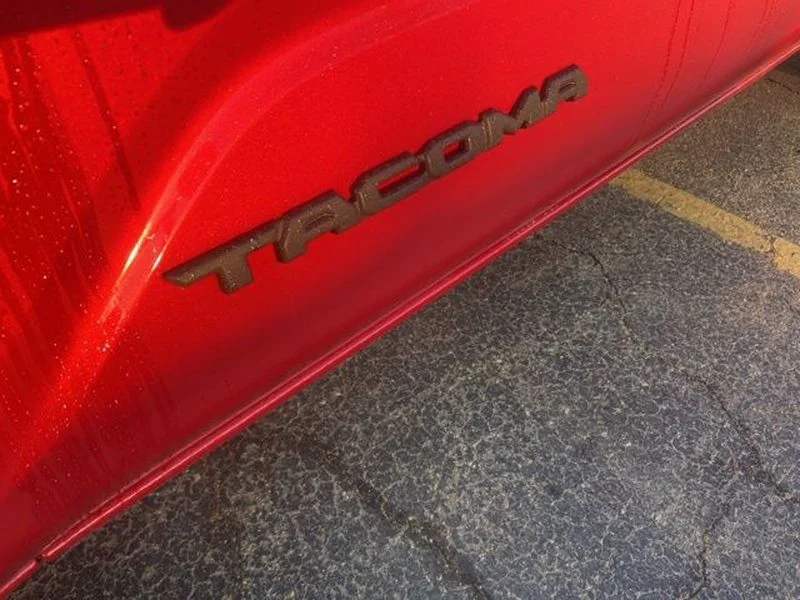 2026 Toyota Tacoma SR5 - Photo 10