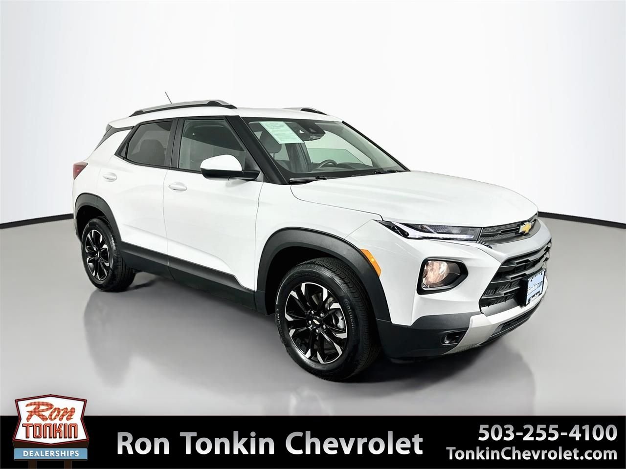 Used 2023 Summit White Chevrolet LT image 1