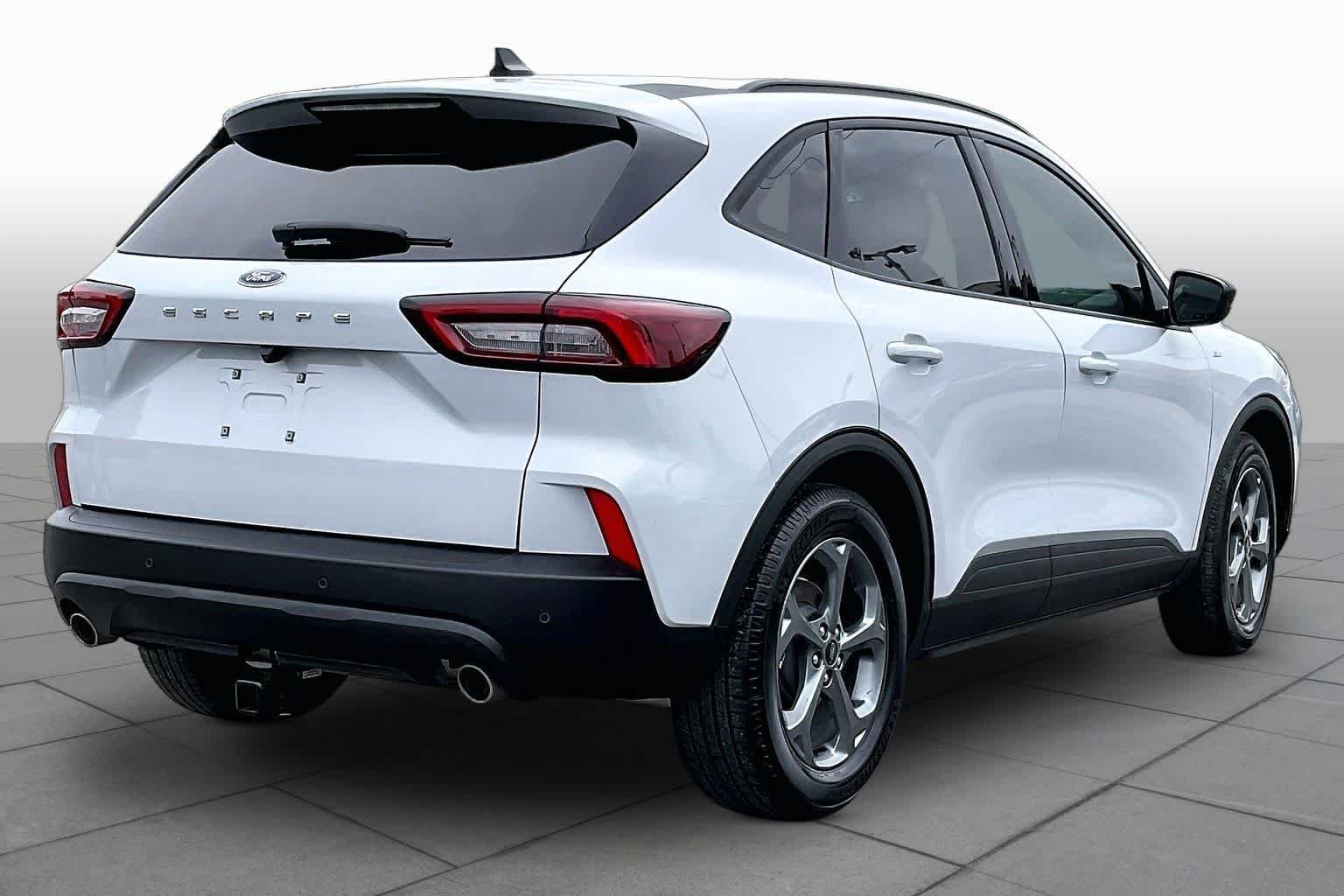 Used 2025 Space Silver Ford ST-Line image 11
