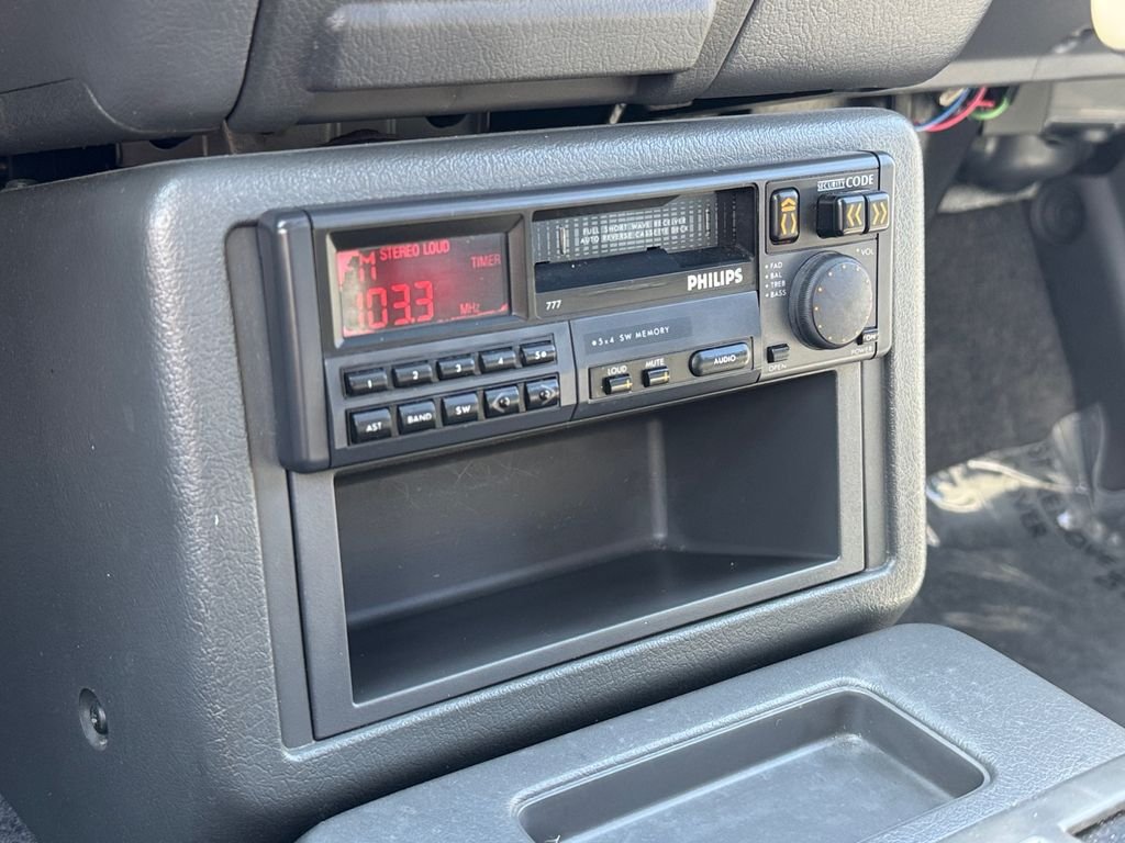 Used 1990 Black Mazda Truck image 15