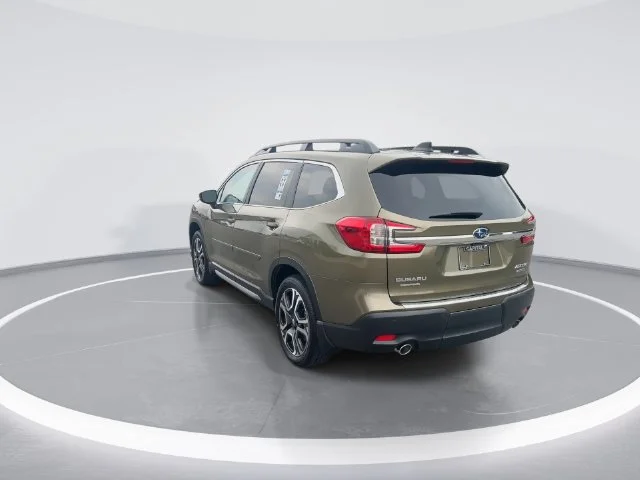 New 2026 AUTUMN GREEN METALLIC Subaru Limited 7-Passenger image 6