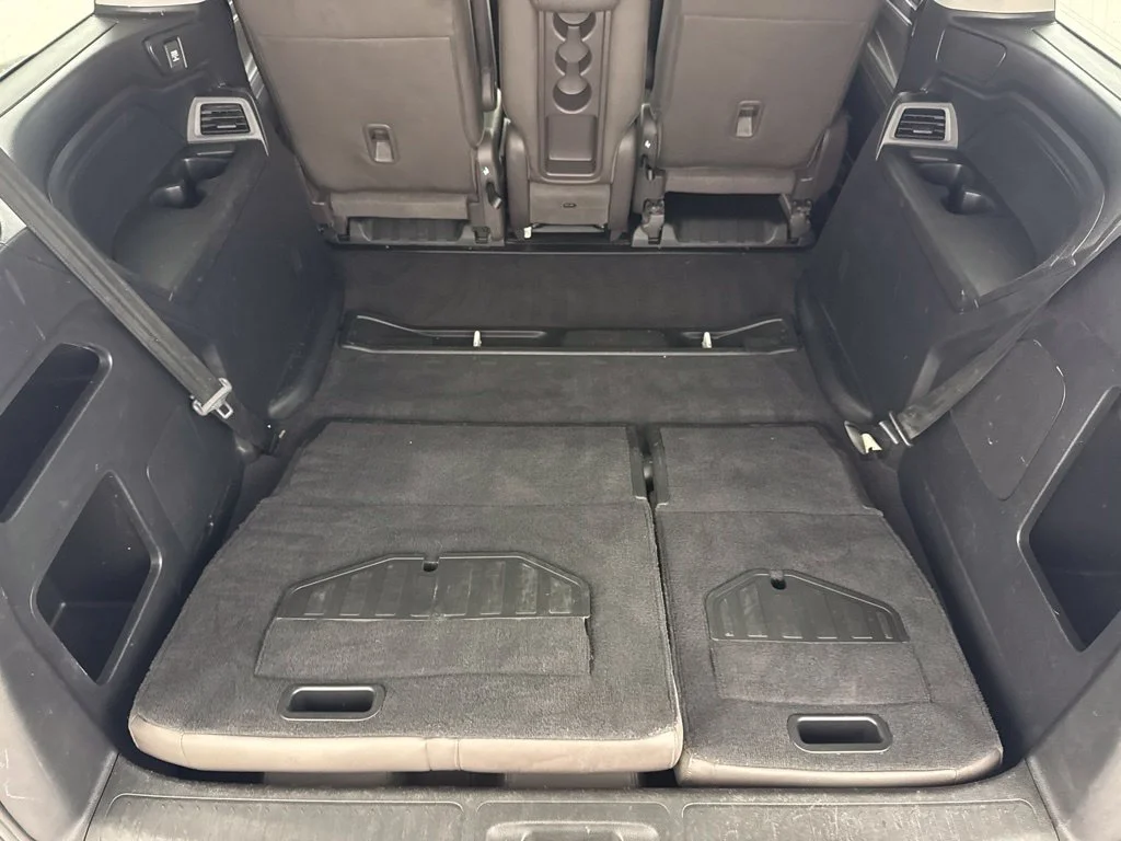 Used 2020 White Honda EX-L image 34