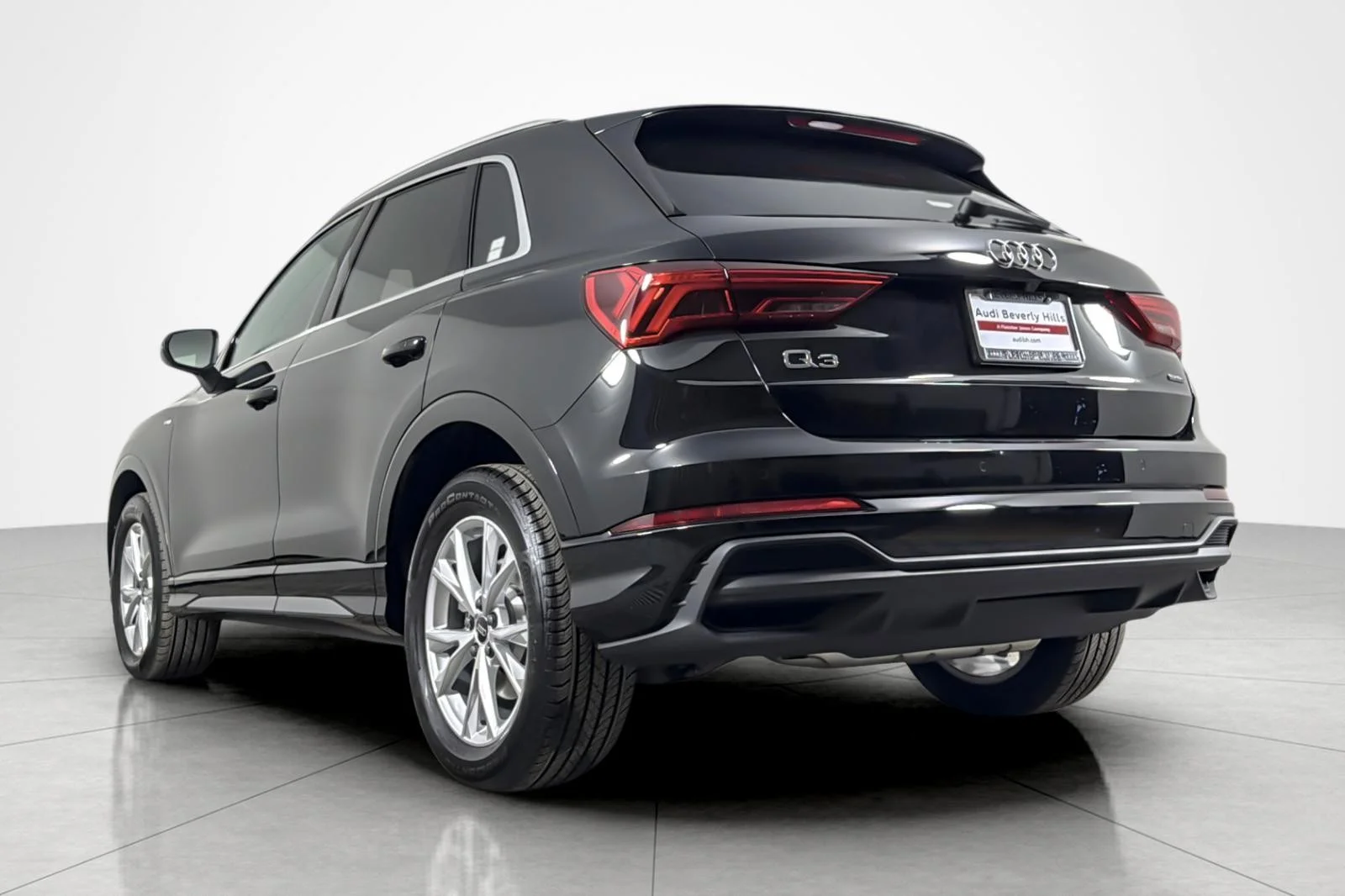 Used 2025 Mythos Black Metallic Audi S line Premium 45 TFSI quattro image 3