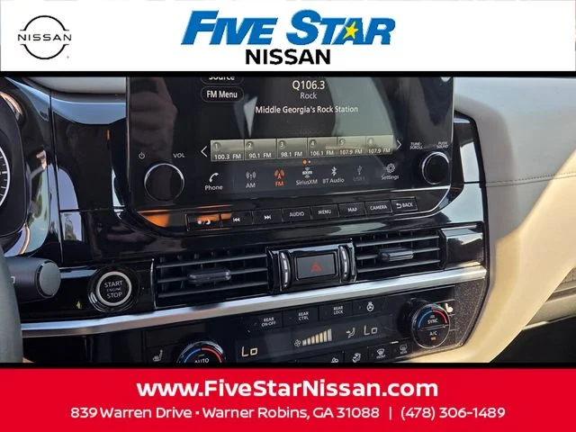 Used 2024 White Nissan SL image 20