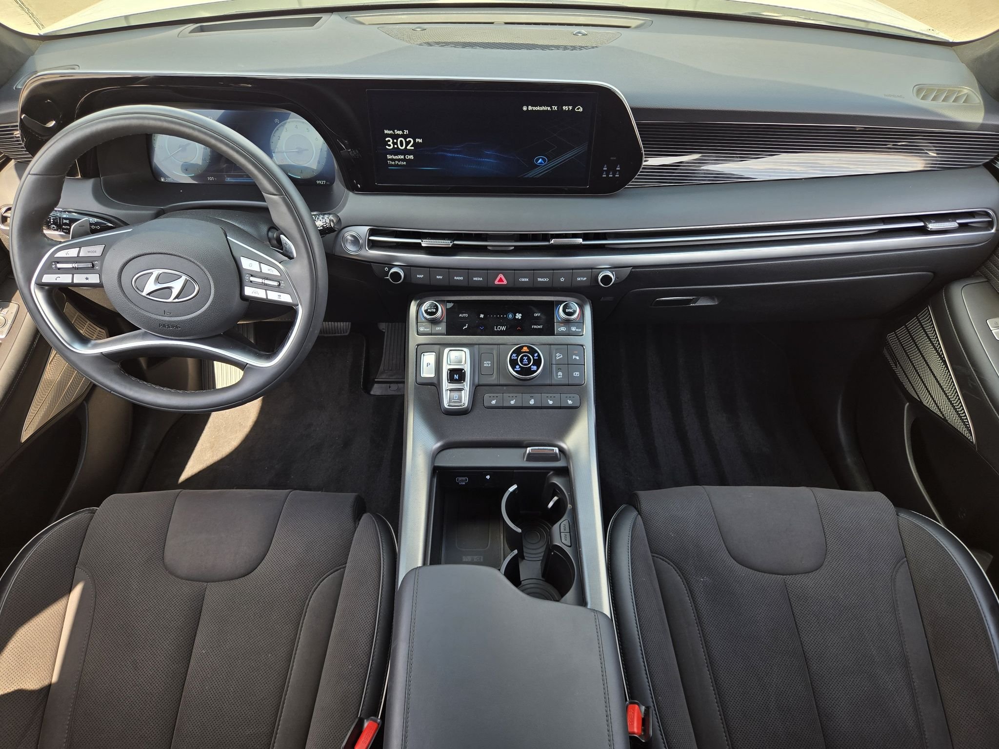Used 2025 Hyper White Hyundai Calligraphy Night Edition image 27