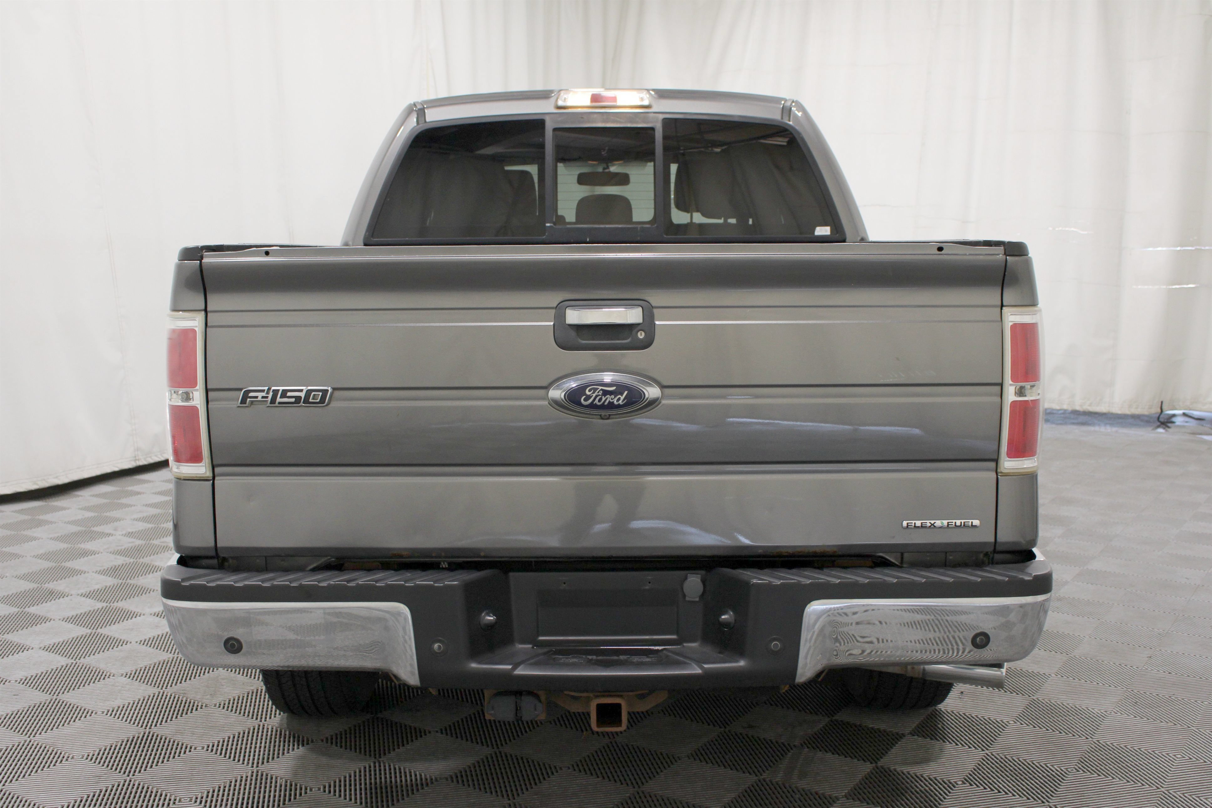 Used 2014 Sterling Gray Metallic Ford XLT image 24