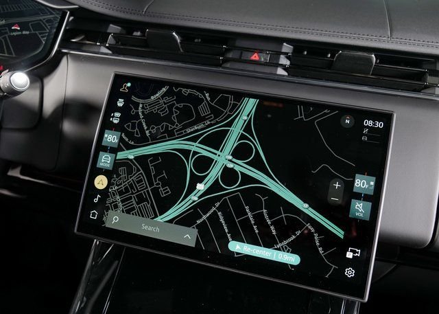 New 2026 Carpathian Grey Land Rover SE image 15