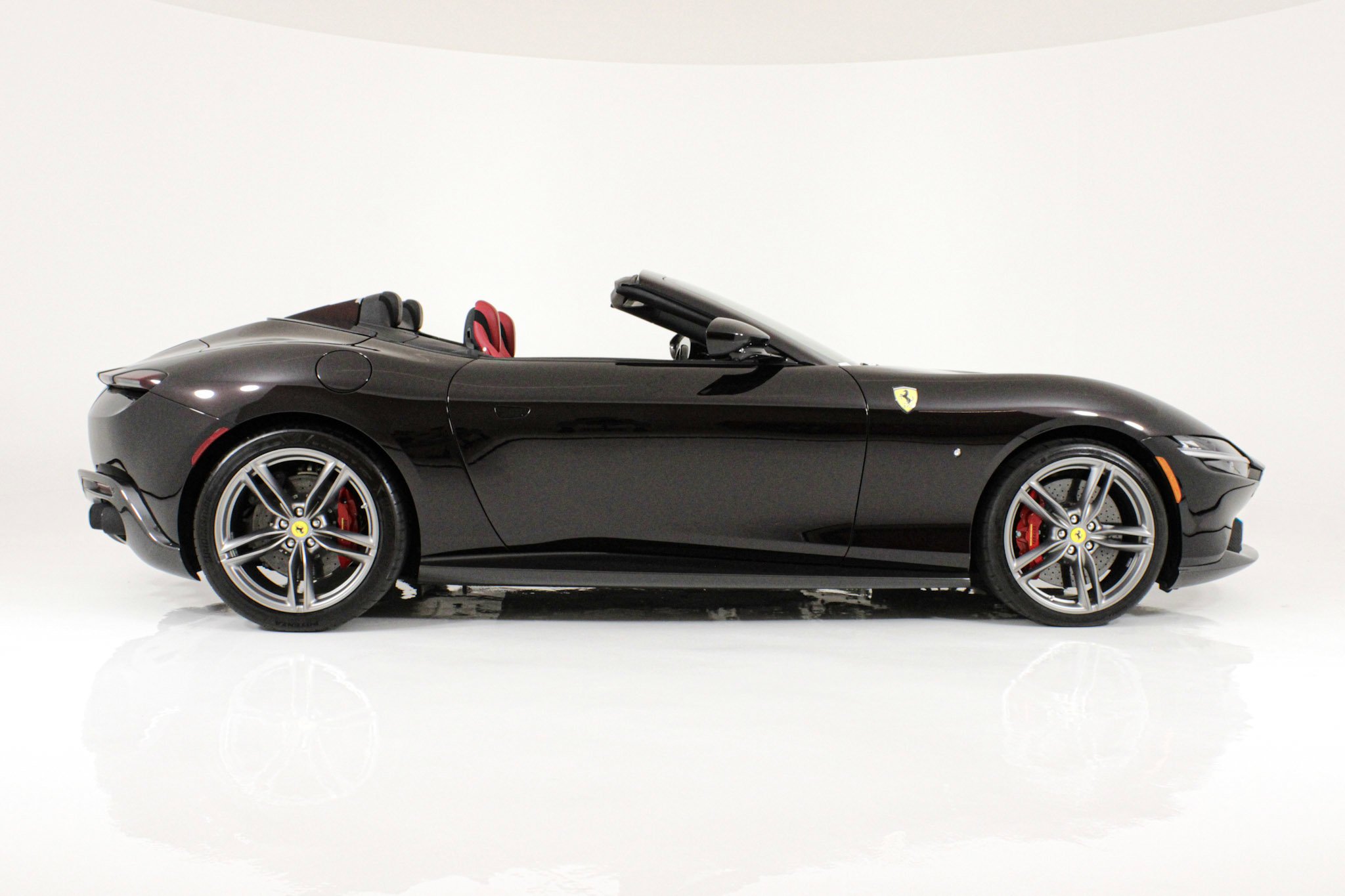 Certified Used 2024 Nero Purosangue Ferrari  image 14