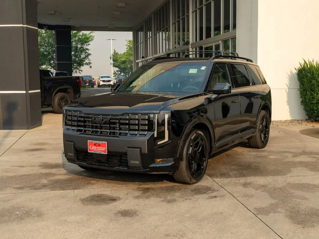 New 2027 Black Kia X-Line EX image 3