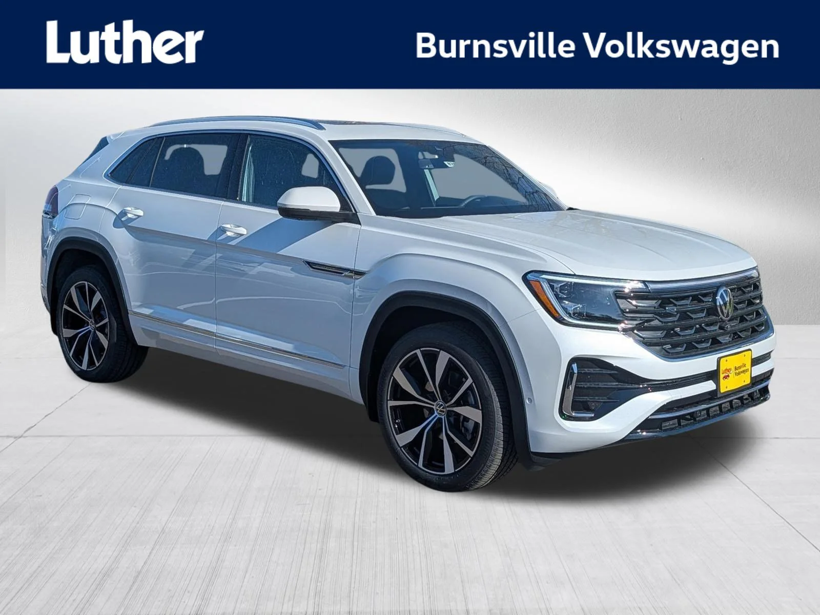 2026 Volkswagen Atlas Cross Sport 2.0T SEL Premium R-Line 4MOTION's photo