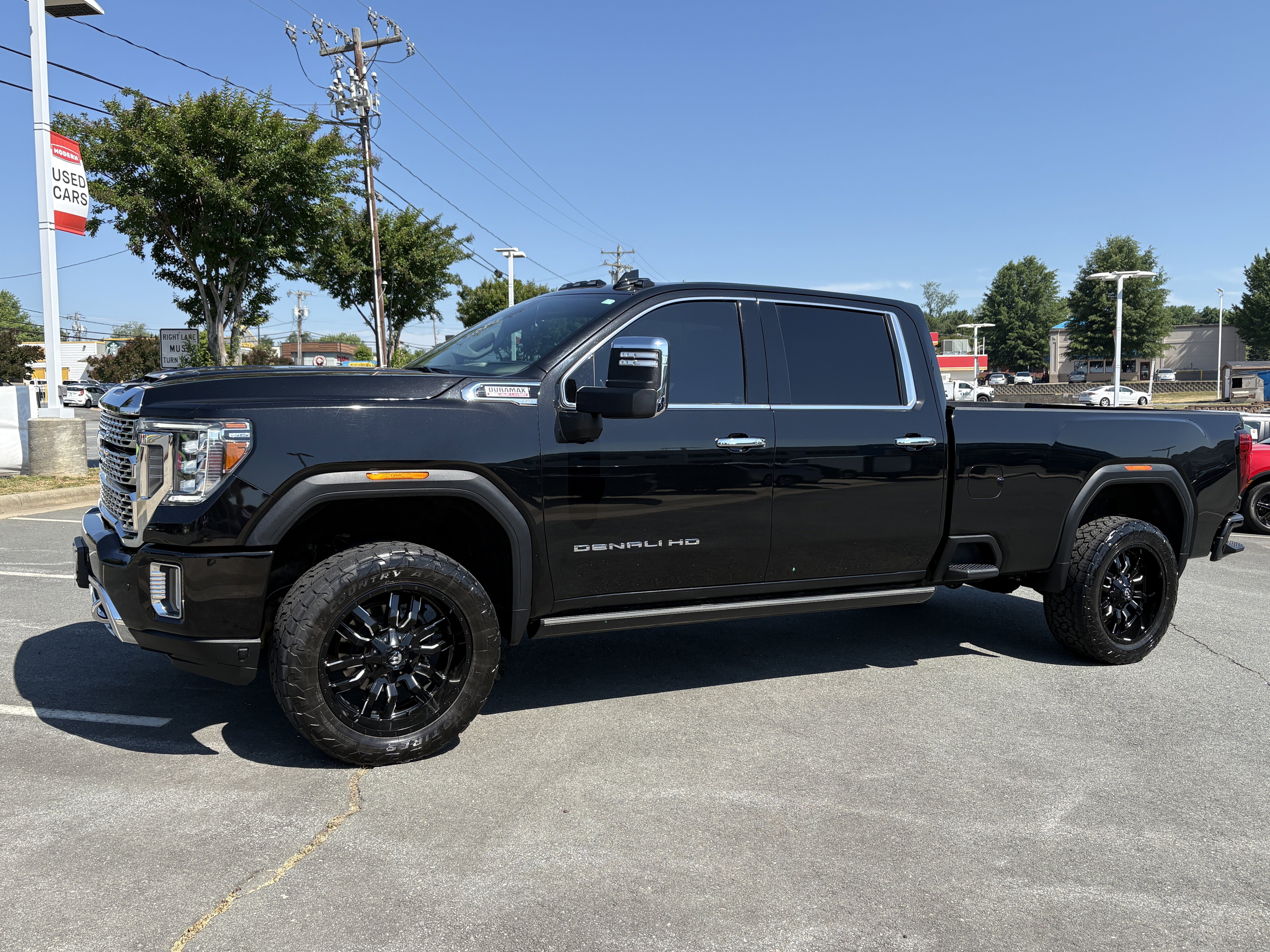 2021 GMC Sierra 4WD Crew Cab Standard Box Denali's photo
