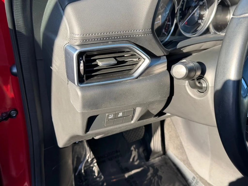 Used 2019 Soul Red Crystal Metallic Mazda Touring image 14