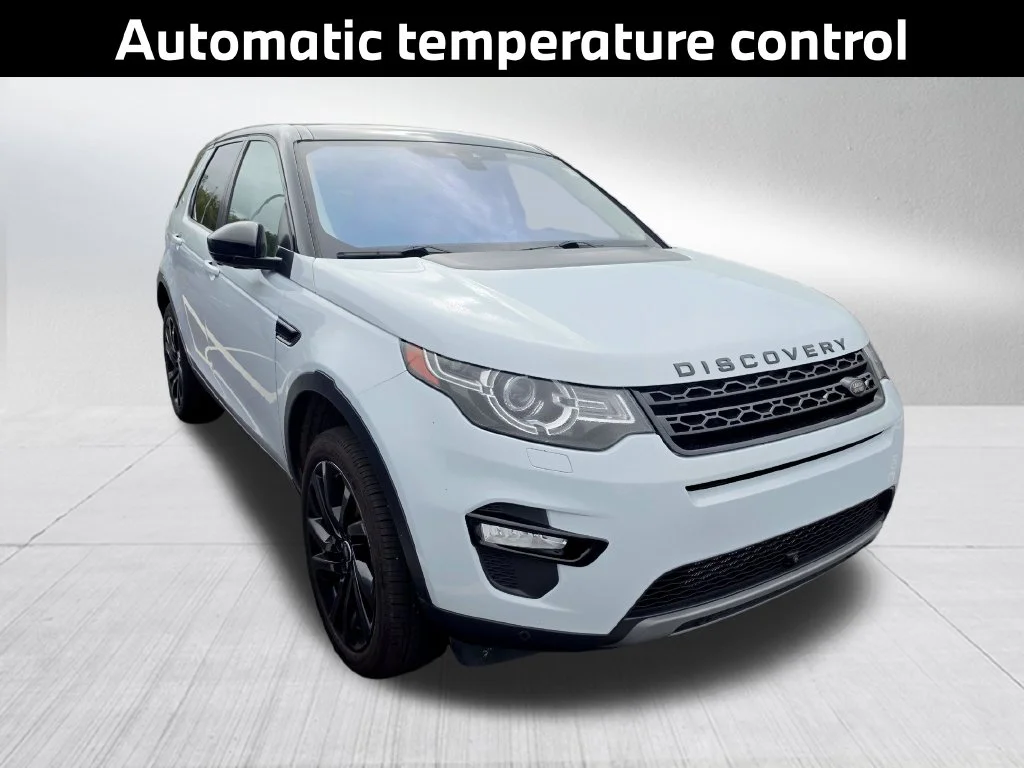 Used 2017 White Land Rover HSE image 4