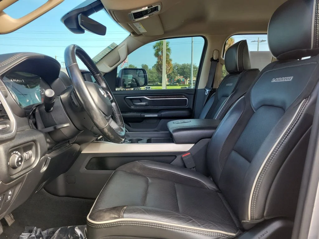 Used 2020 Billet Silver Metallic Ram Laramie image 14
