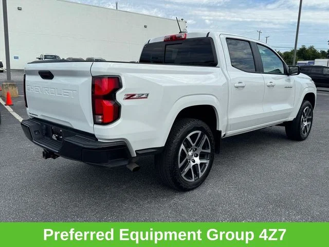 Used 2024 White Chevrolet Z71 image 4