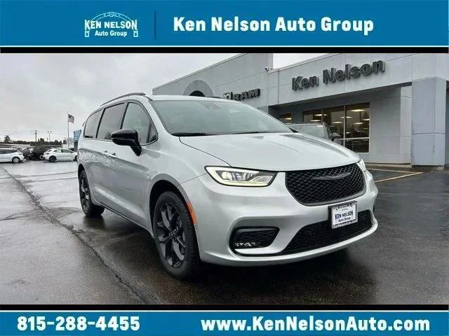 2026 Chrysler Pacifica