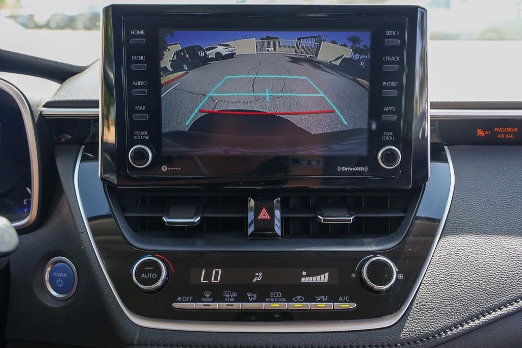 Used 2022  Toyota LE image 30