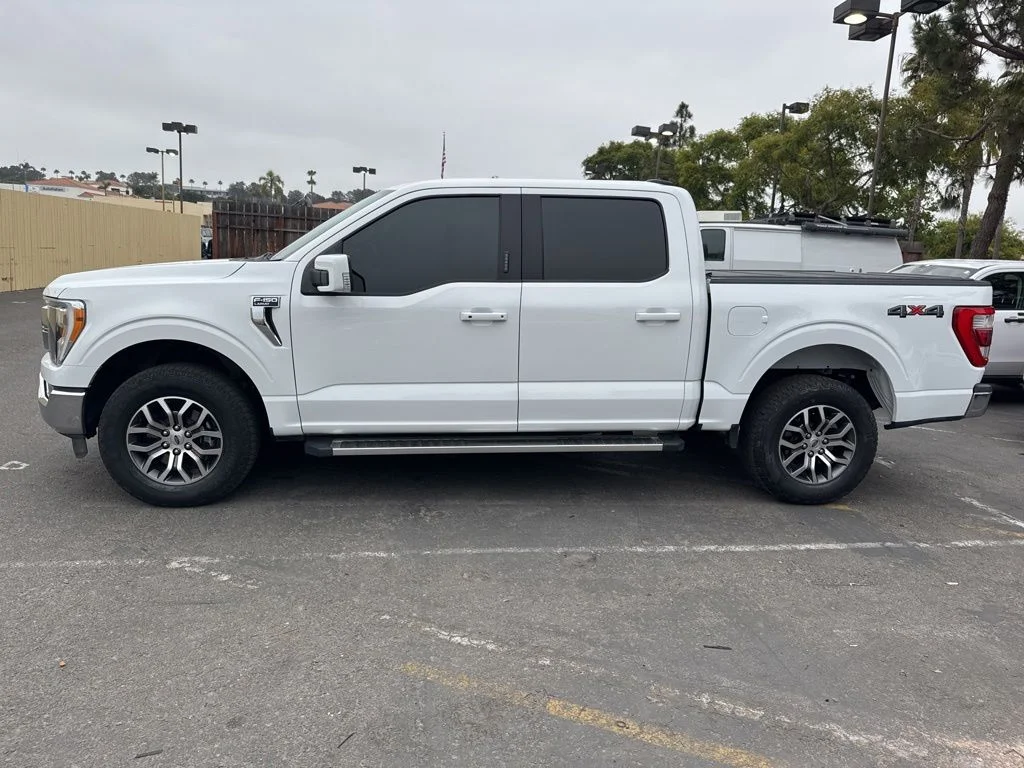 Used 2022 White Ford Lariat image 5