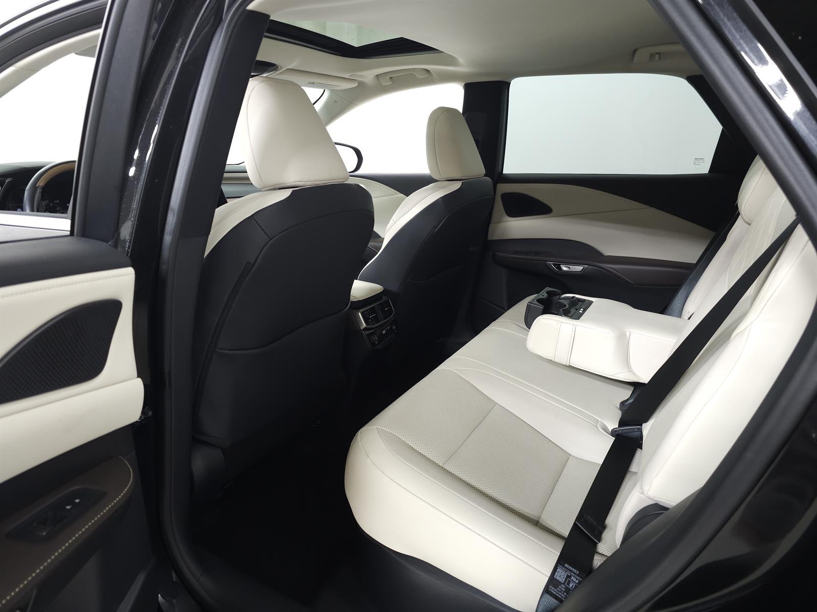 2024 Lexus RX 350 - Photo 32