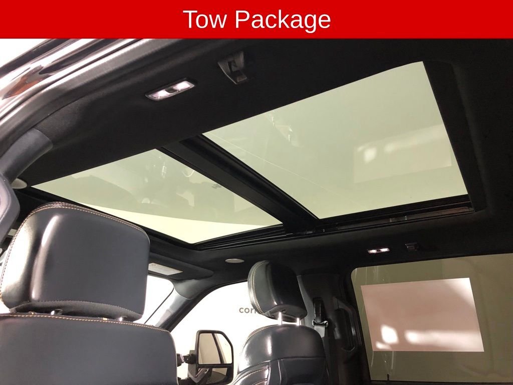 Used 2023  Ford Platinum image 14