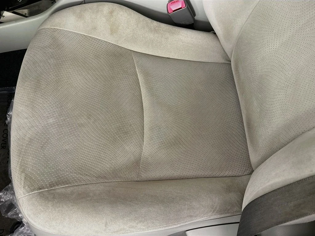 Used 2012 Winter Gray Metallic Toyota Two image 18