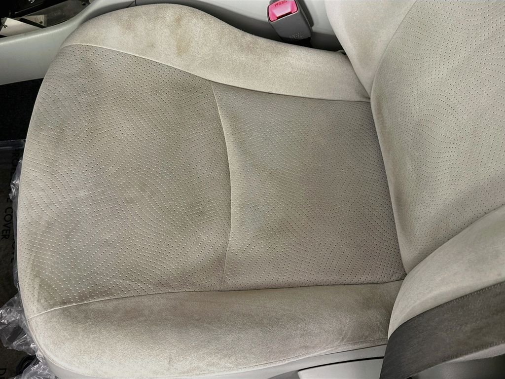 Used 2012 Winter Gray Metallic Toyota Two image 18