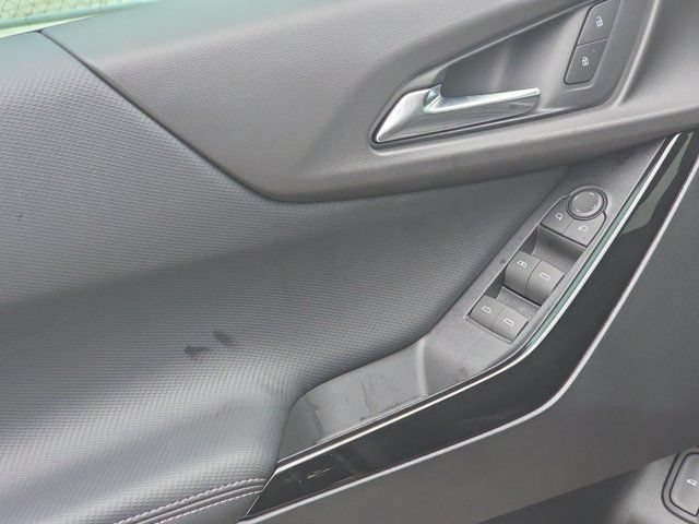 2027 Chevrolet Equinox LT - Photo 18