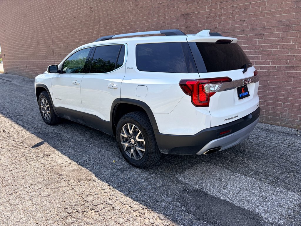 Used 2023 Summit White GMC SLE image 3